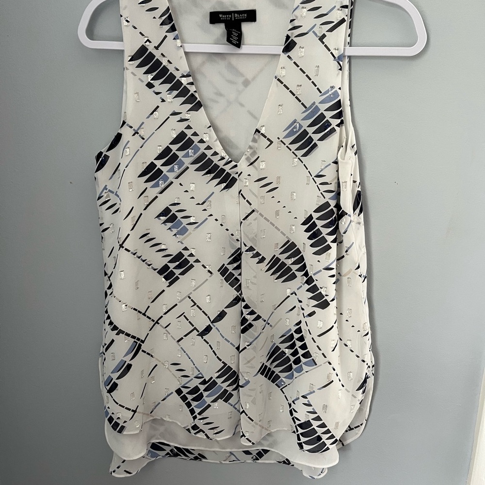 White House Black Market Sleeveless Tank‎ Top